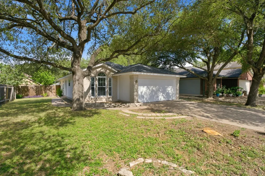 8829 Francia Trail Austin TX 78748