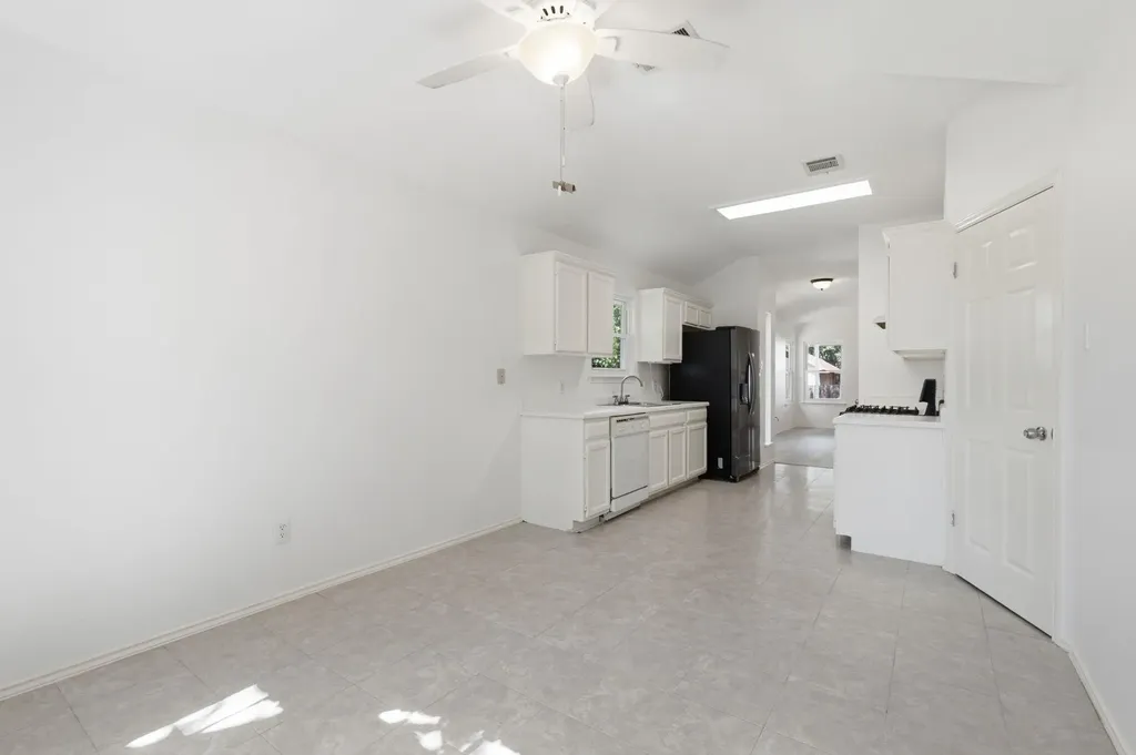 8829 Francia Trail Austin TX 78748