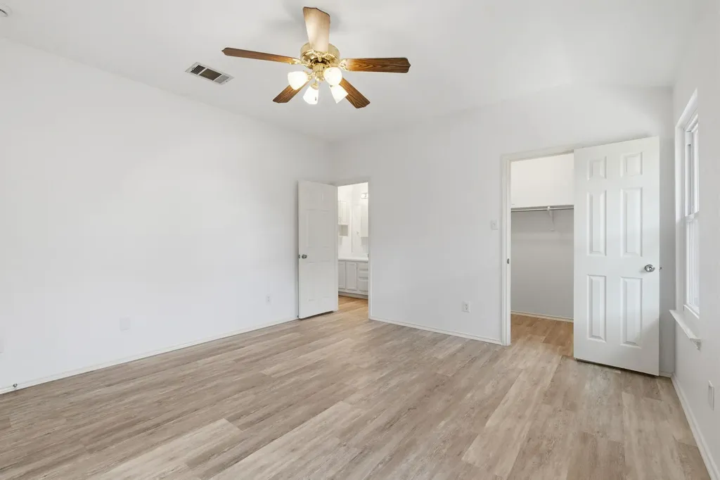 8829 Francia Trail Austin TX 78748