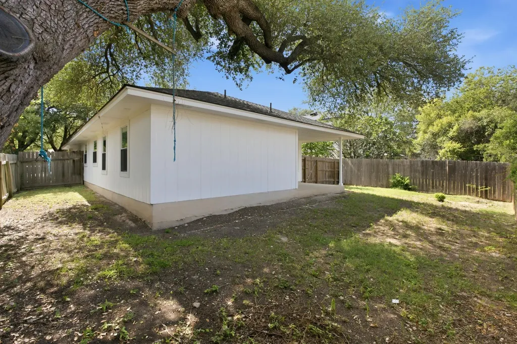 8829 Francia Trail Austin TX 78748