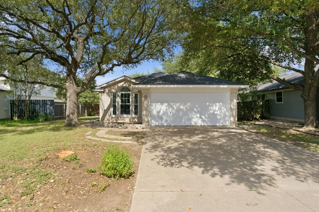 8829 Francia Trail Austin TX 78748