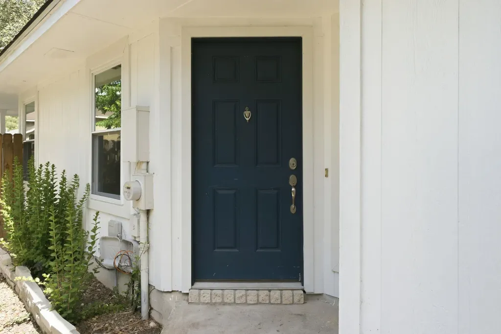 8829 Francia Trail Austin TX 78748