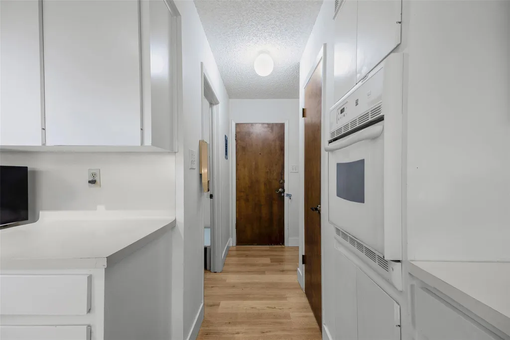 12902 Trailwood Road Austin TX 78727