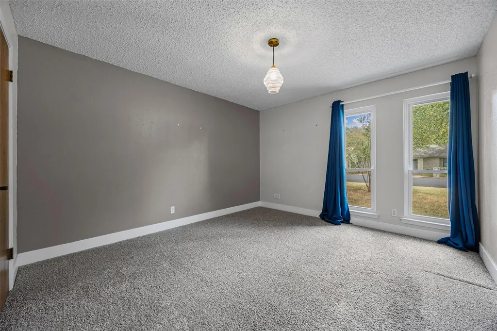 12902 Trailwood Road Austin TX 78727