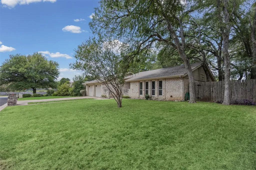 12902 Trailwood Road Austin TX 78727