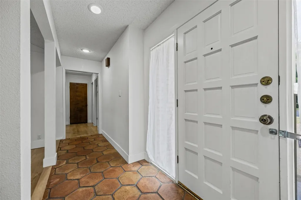 12902 Trailwood Road Austin TX 78727