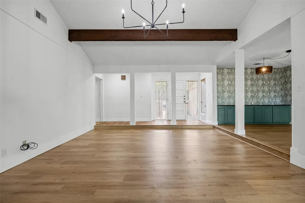 12902 Trailwood Road Austin TX 78727