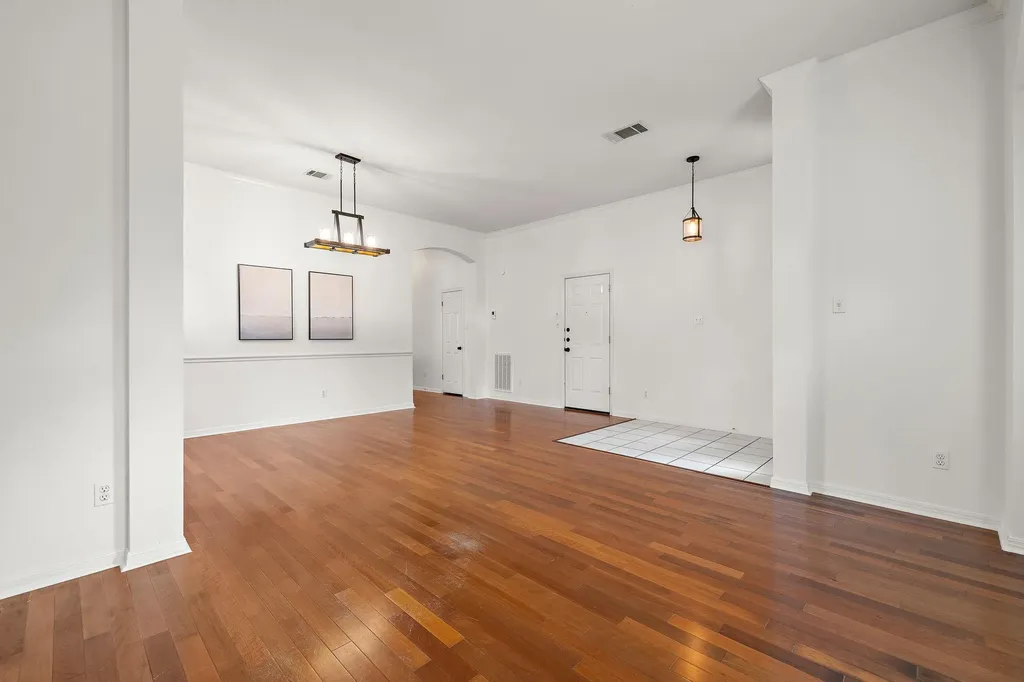 12713 Cinchring Lane Austin TX 78727