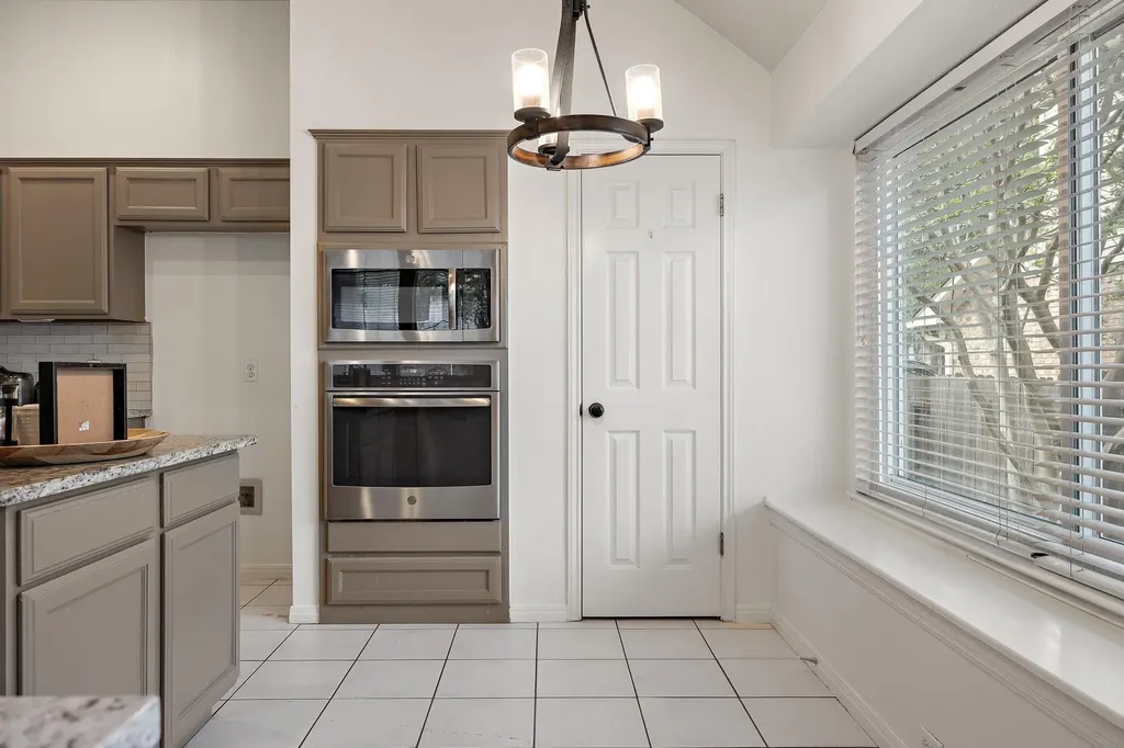 12713 Cinchring Lane Austin TX 78727