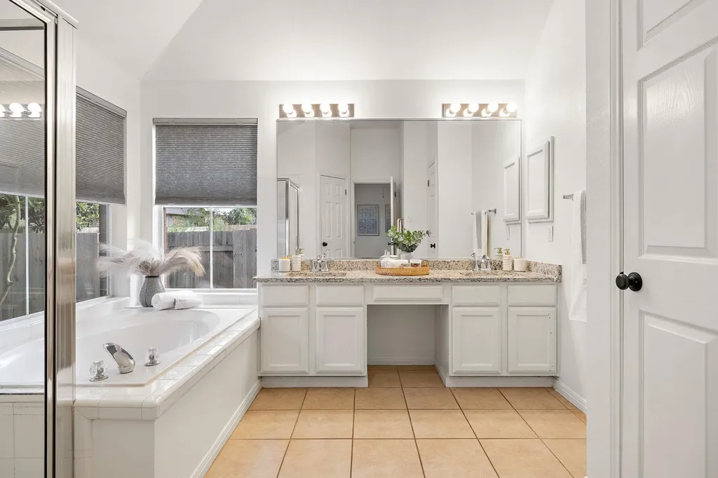 12713 Cinchring Lane Austin TX 78727