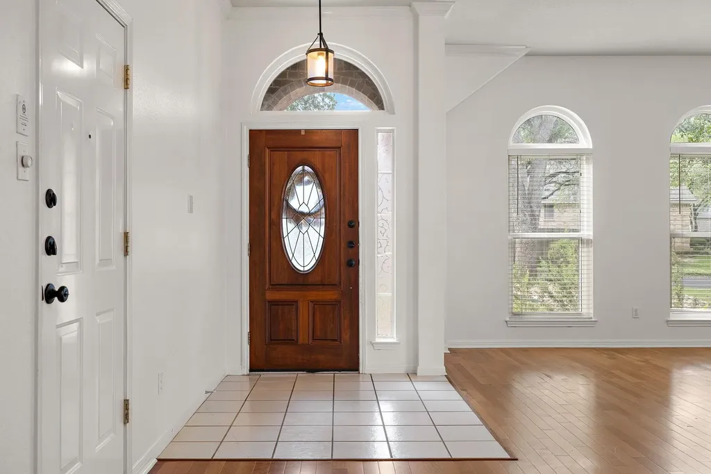 12713 Cinchring Lane Austin TX 78727
