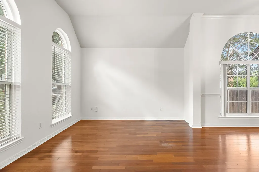12713 Cinchring Lane Austin TX 78727