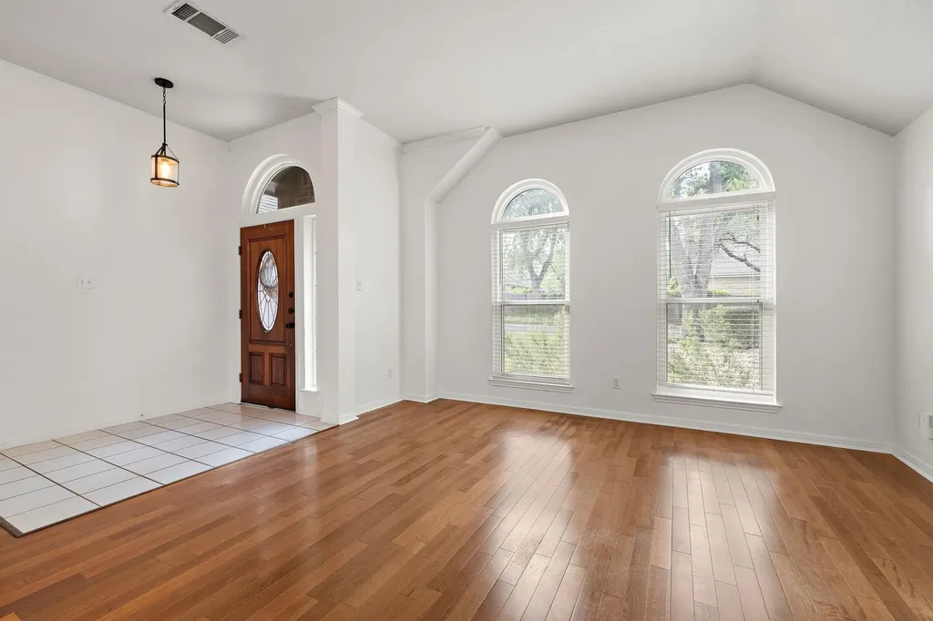12713 Cinchring Lane Austin TX 78727