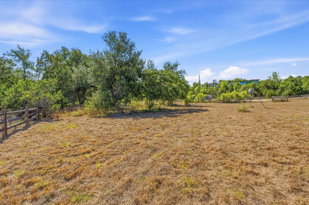 10400 Lake Park Drive Dripping Springs TX 78620
