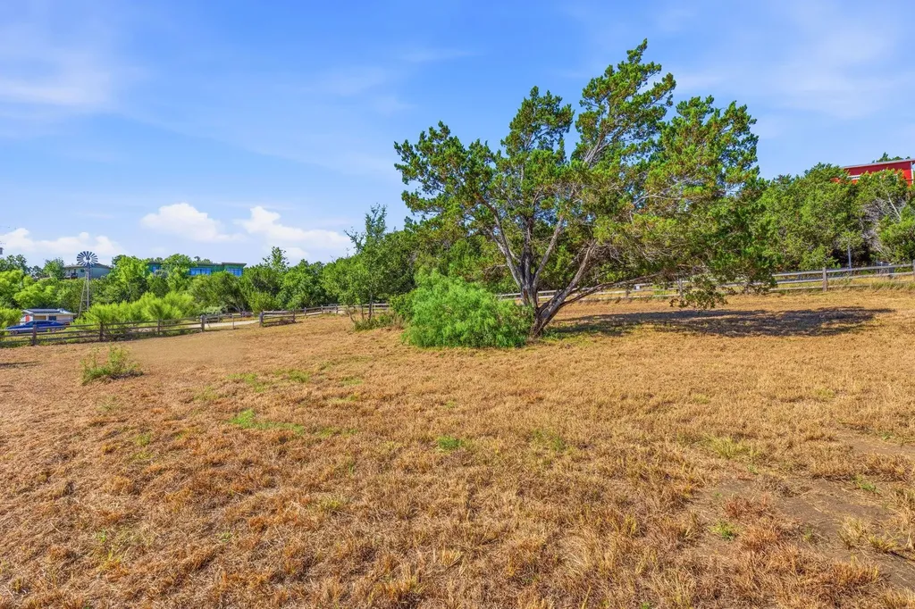 10400 Lake Park Drive Dripping Springs TX 78620