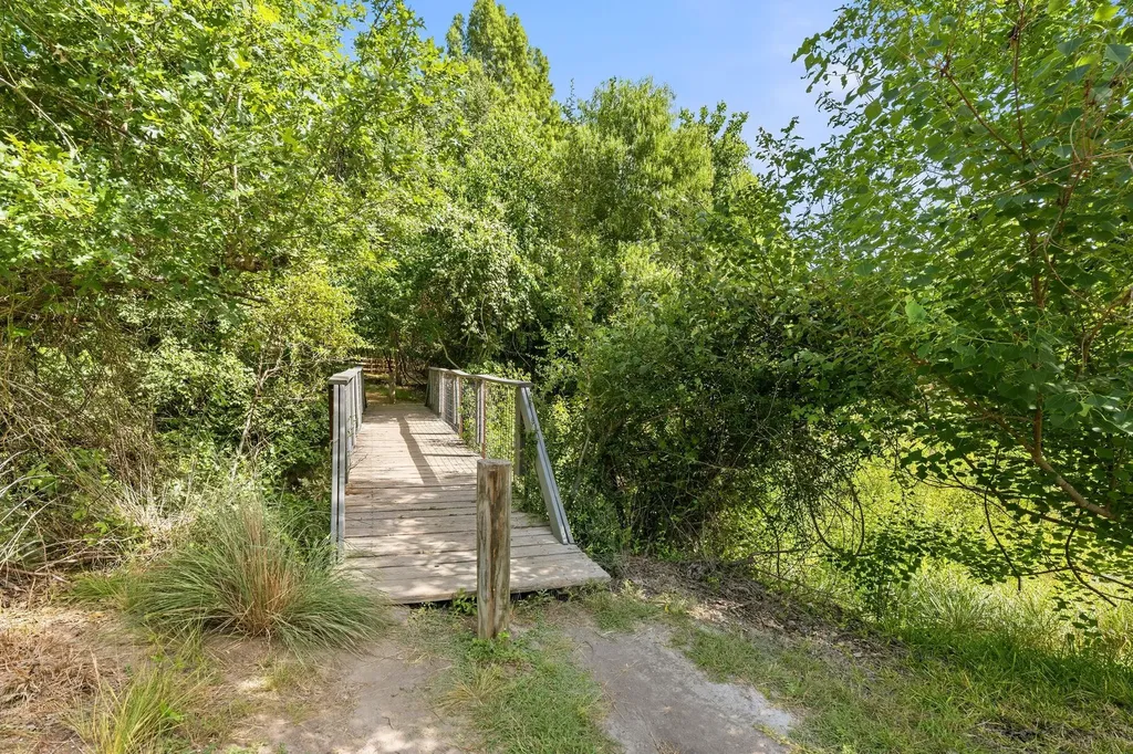 10400 Lake Park Drive Dripping Springs TX 78620