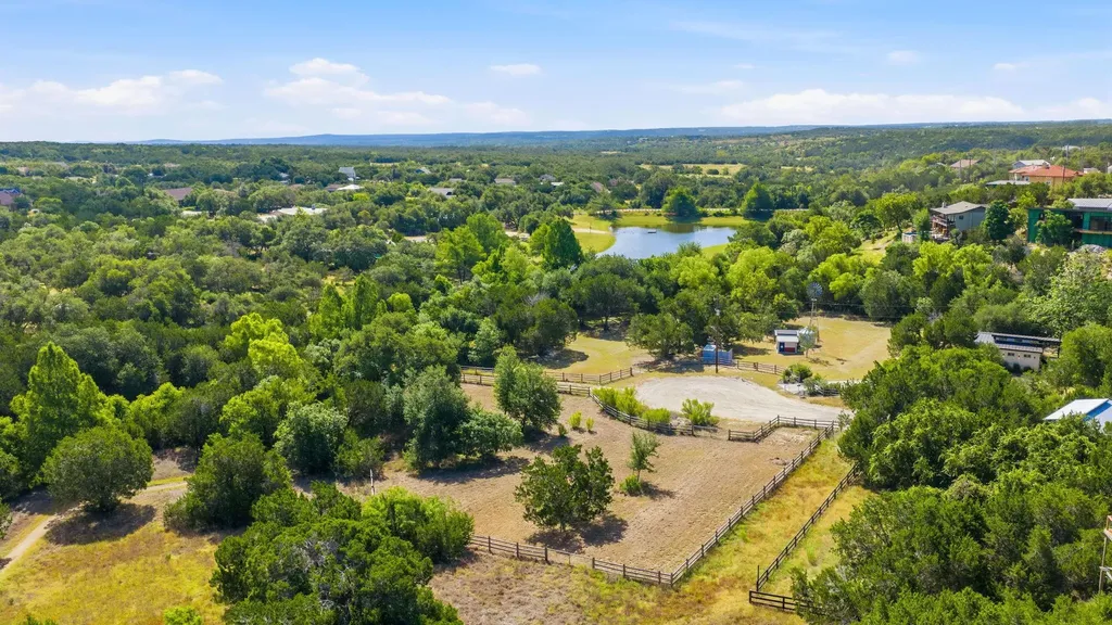 10400 Lake Park Drive Dripping Springs TX 78620