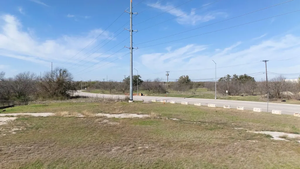 1990 Ih 35 Highway N Round Rock TX 78681