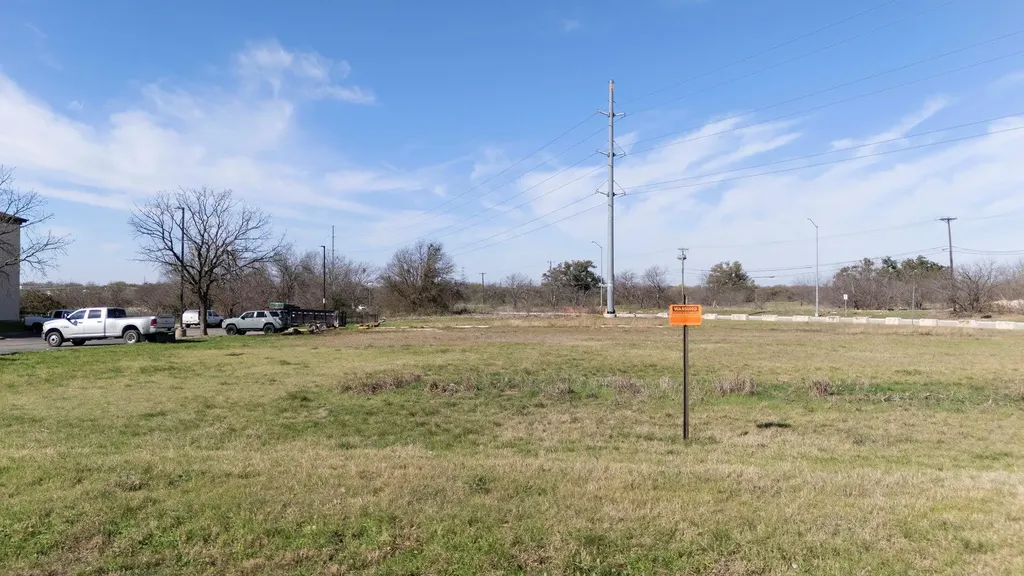 1990 Ih 35 Highway N Round Rock TX 78681