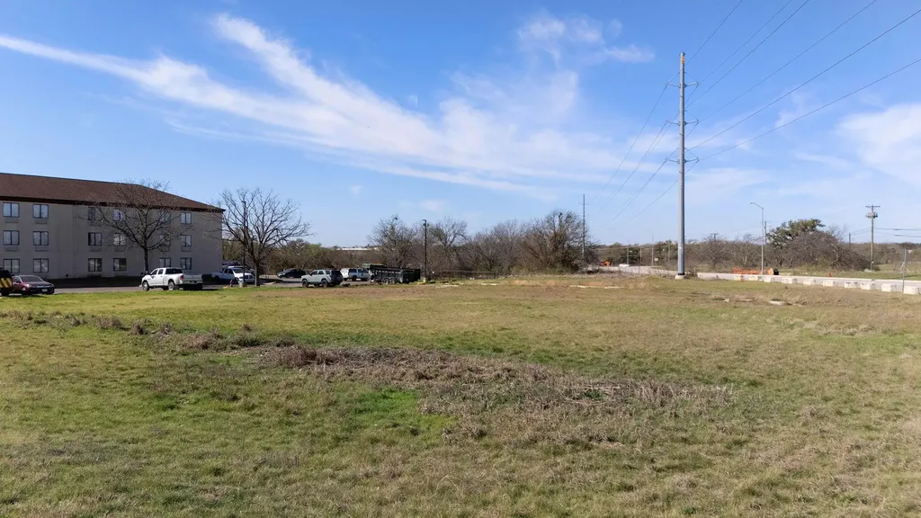1990 Ih 35 Highway N Round Rock TX 78681