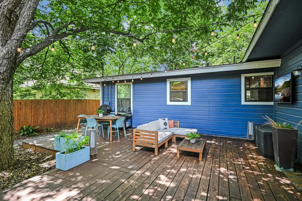 5815 Duval Street Austin TX 78752