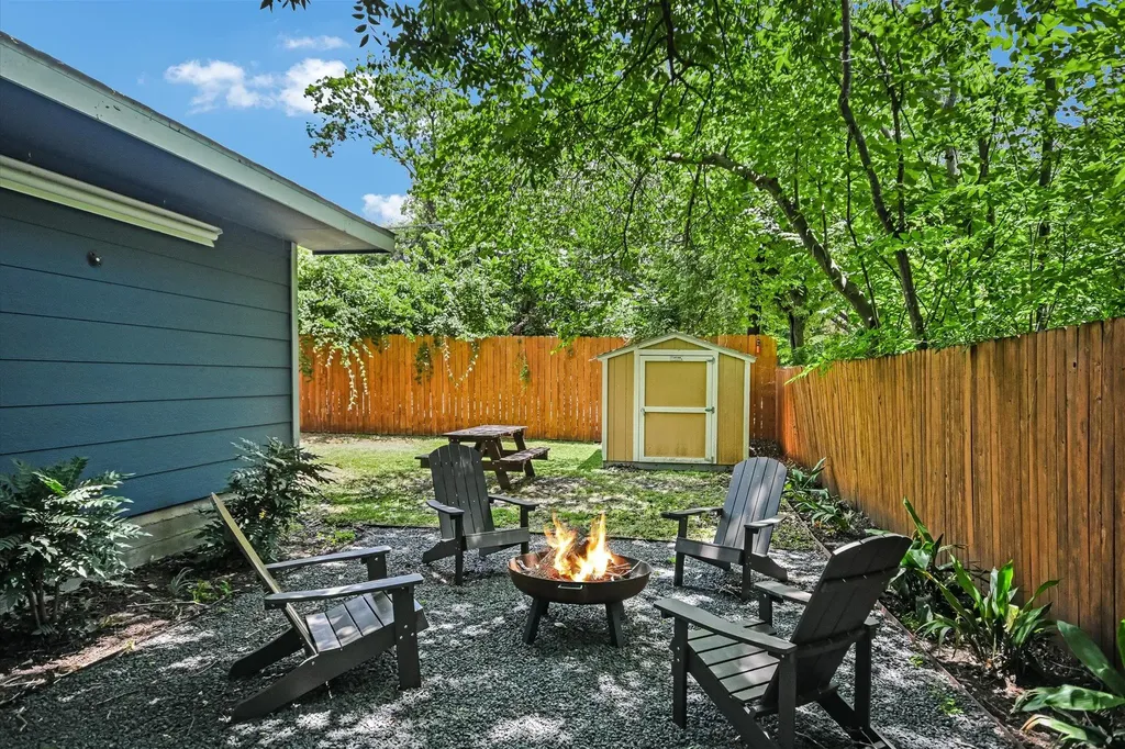 5815 Duval Street Austin TX 78752