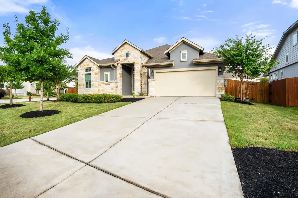 17801 Dufour Drive Austin TX 78738