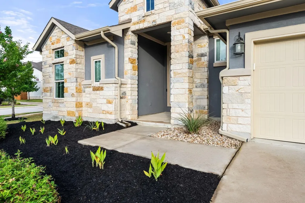 17801 Dufour Drive Austin TX 78738