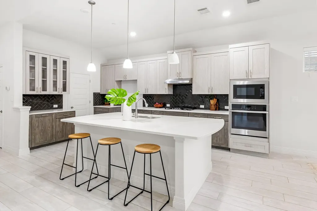 17801 Dufour Drive Austin TX 78738