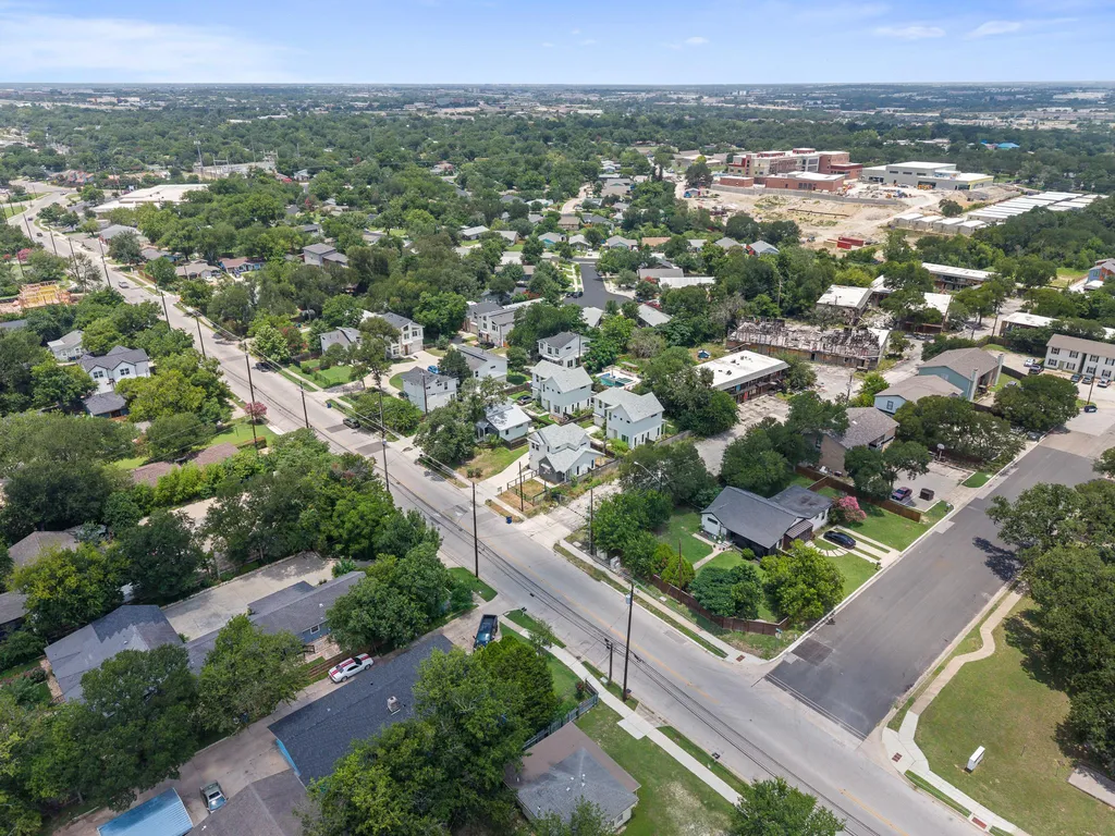 2604 Wheless Lane Austin TX 78723