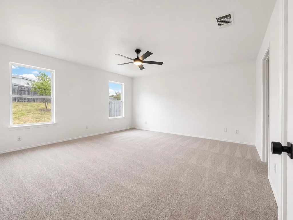 906 W South Street Leander TX 78641
