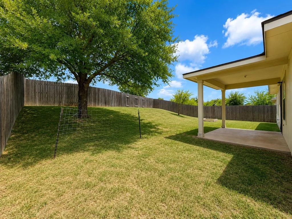 906 W South Street Leander TX 78641
