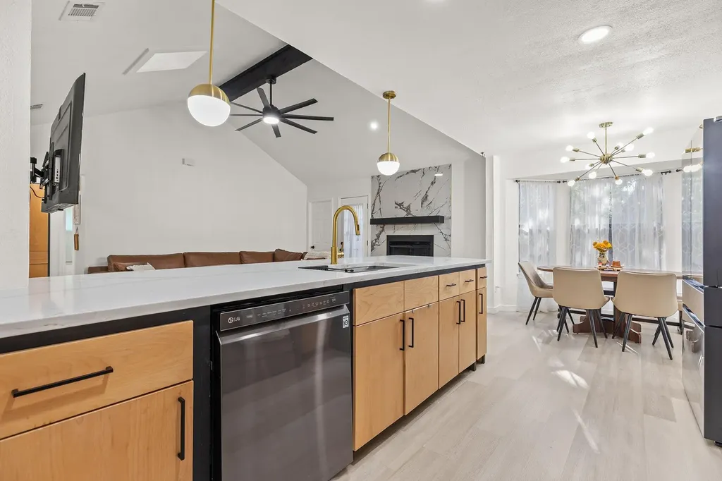 16506 Colwyn Bay Cove Pflugerville TX 78660