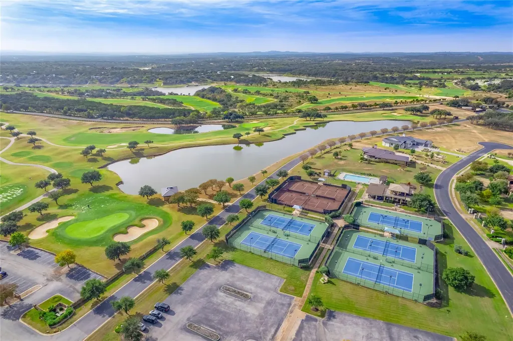 1416 Kahala Sunset Drive Spicewood TX 78669