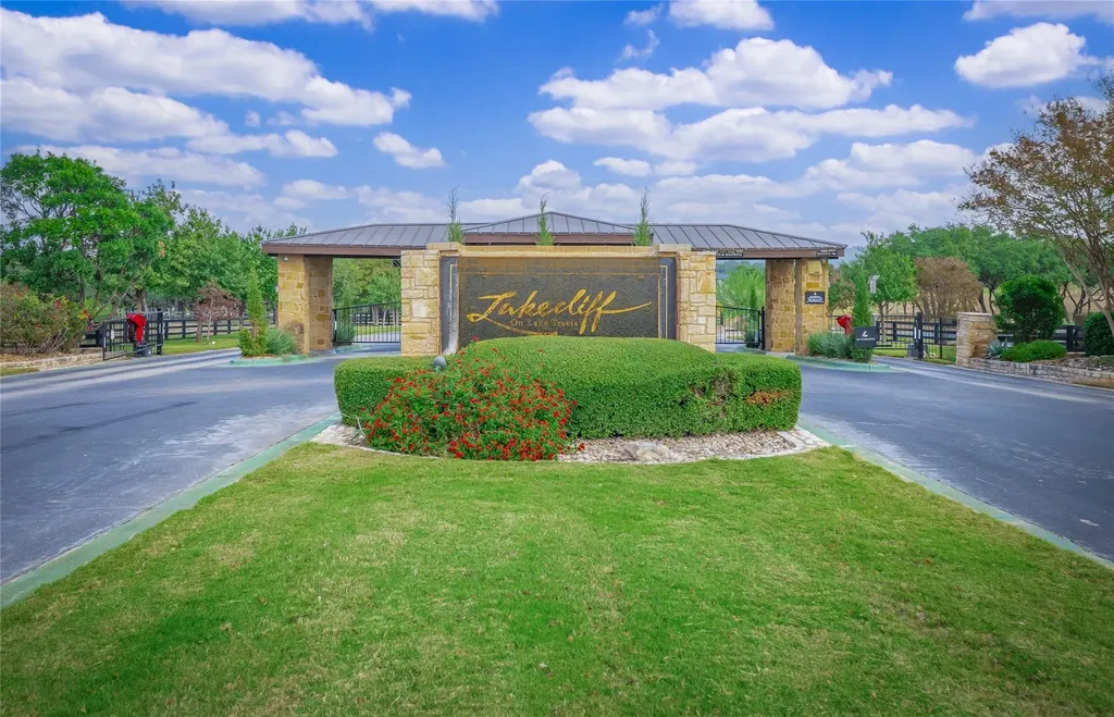 1416 Kahala Sunset Drive Spicewood TX 78669