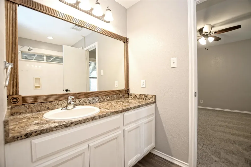 400 Ashbury Drive Leander TX 78641