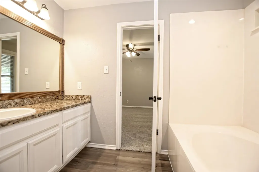 400 Ashbury Drive Leander TX 78641