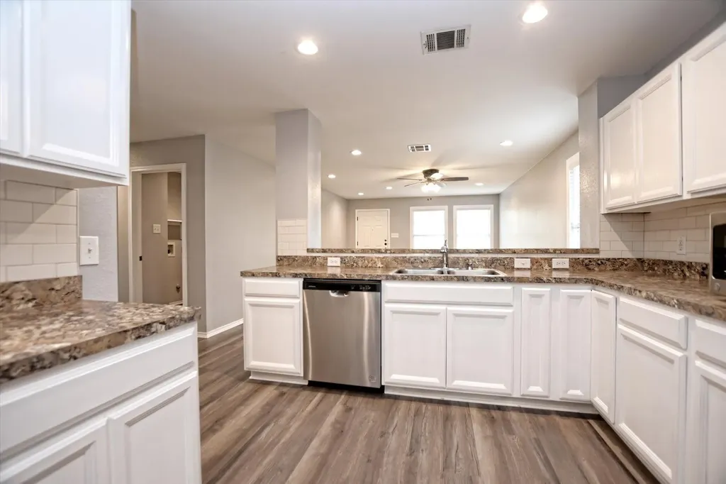 400 Ashbury Drive Leander TX 78641