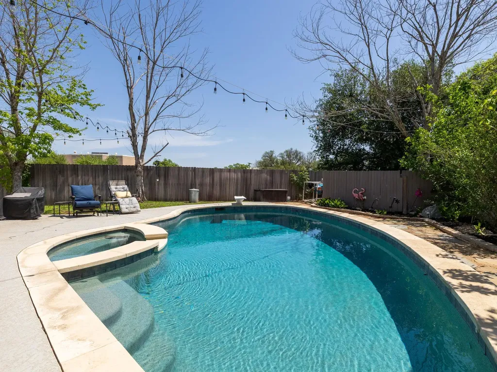 16019 Dark Lane Austin TX 78717