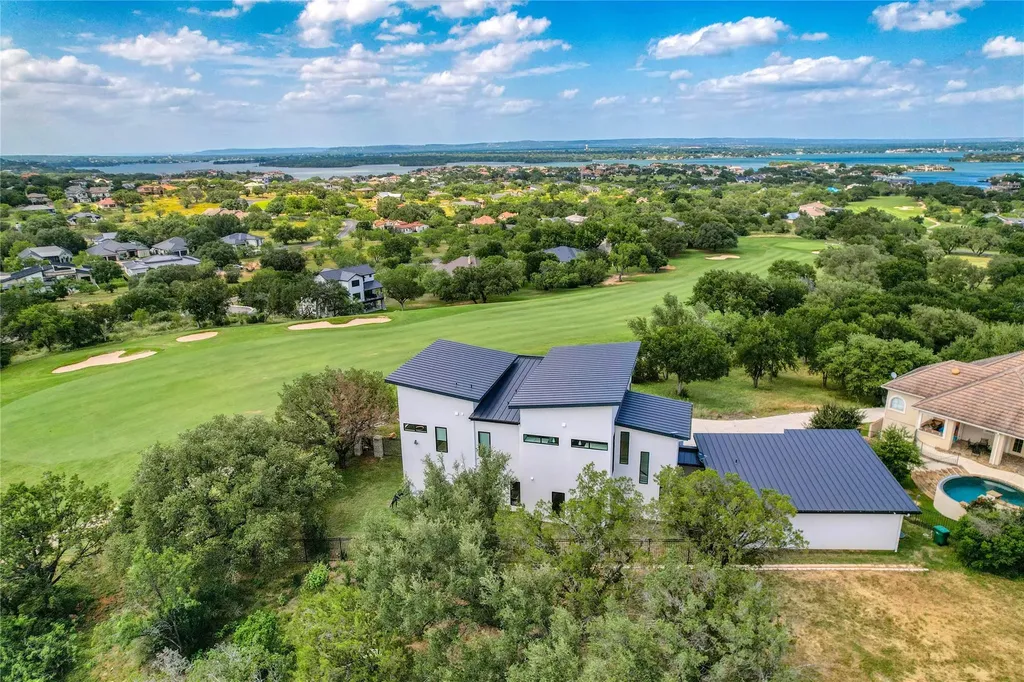 207 Kites Court Horseshoe Bay TX 78657