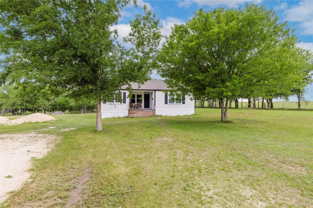 2901 And 2973 S Main Street Taylor TX 76574