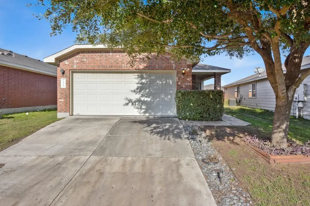7608 Cayenne Lane Austin TX 78741