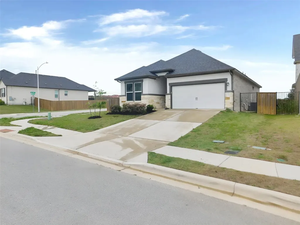 11808 Dillon Falls Drive Austin TX 78747