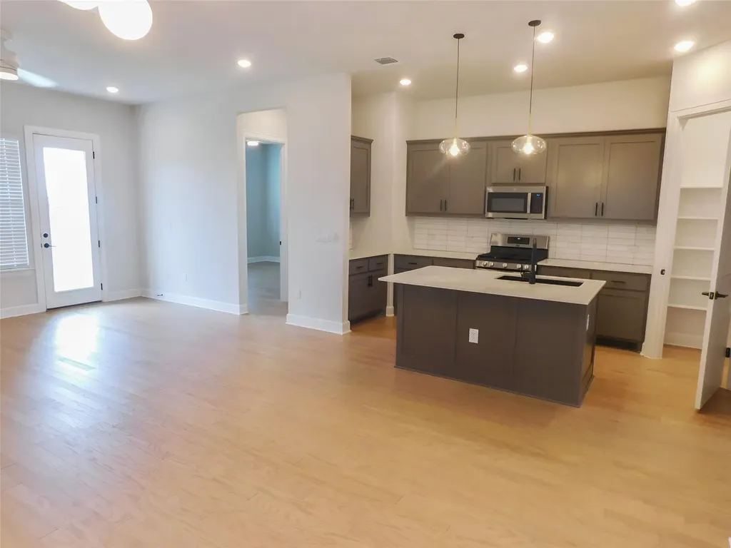 11808 Dillon Falls Drive Austin TX 78747