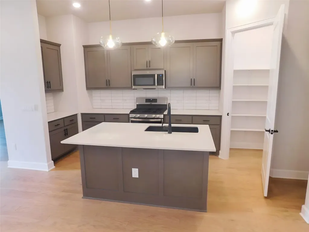 11808 Dillon Falls Drive Austin TX 78747