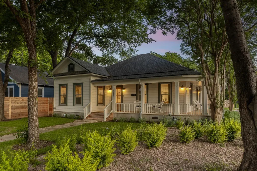 1701 Willow Street Austin TX 78702