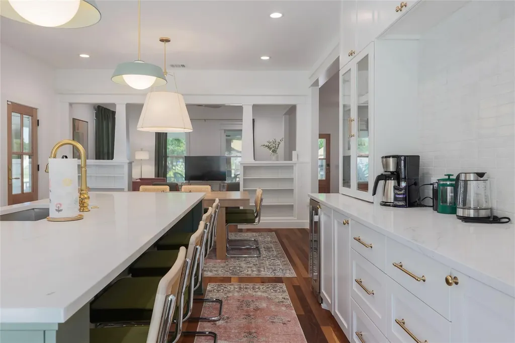 1701 Willow Street Austin TX 78702