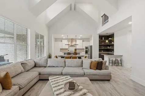 5824 Antelope Well Lane Austin TX 78738