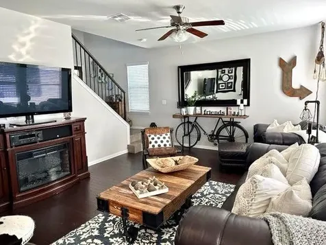 609 Tumlinson Fort Way Round Rock TX 78664