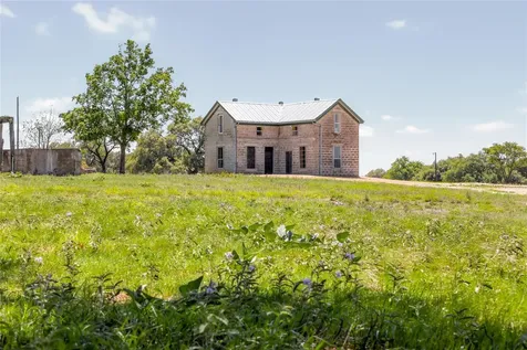 9695 W Us 290 Highway Hye TX 78635